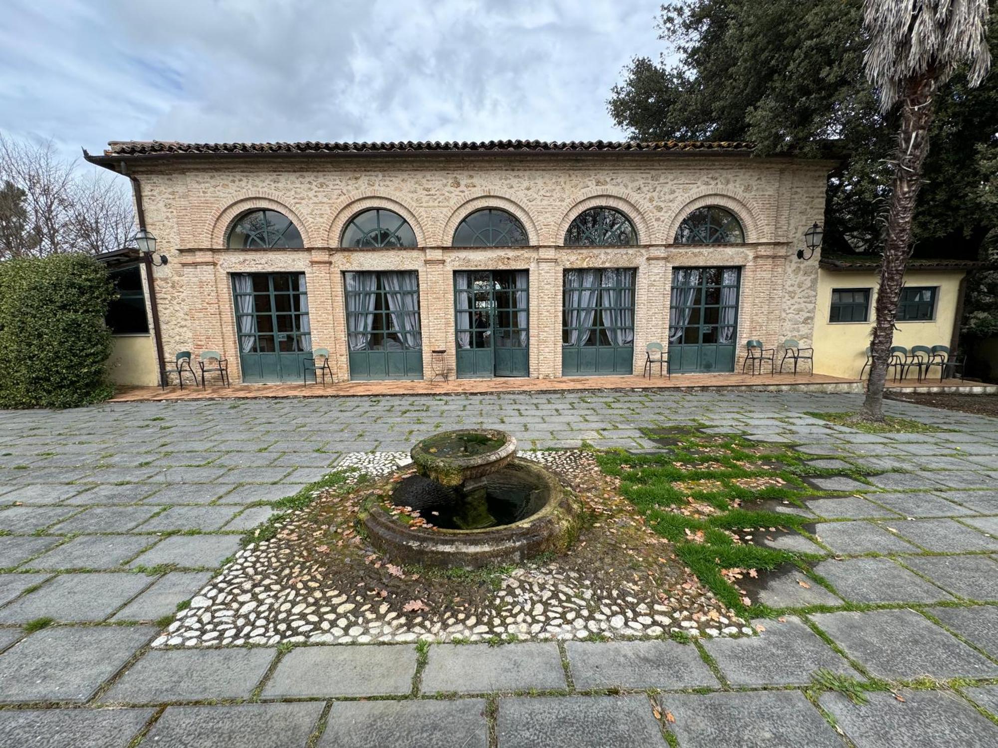 Dell'annunziata *